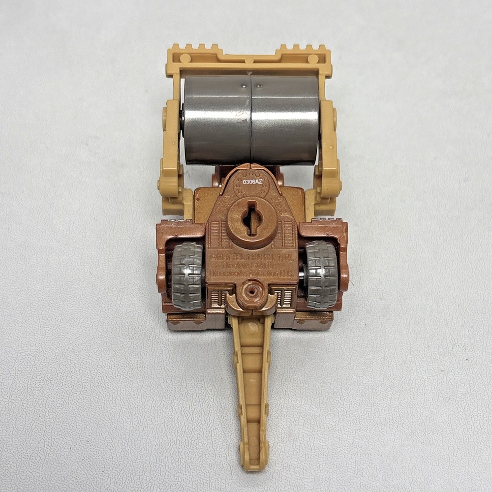 2015 Mattel DINOTRUX Diecast Dinosaur Robot Truck Scrapadactyl & 3 Reptool - Picture 6 of 8